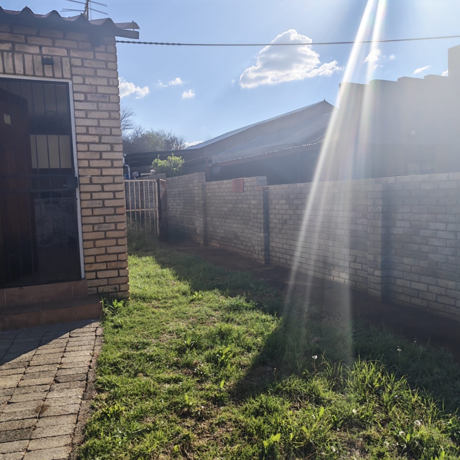 To Let 2 Bedroom Property for Rent in Kuruman Northern Cape